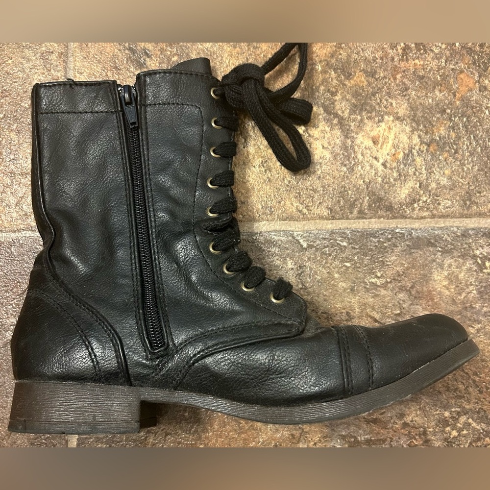 SO Black Ankle Boots